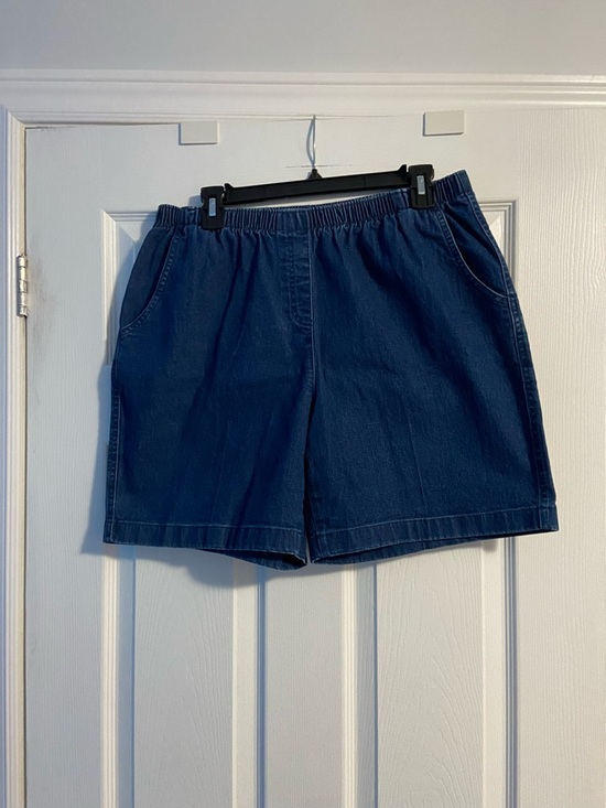 Alia Pants - Alia Women's Blue Denim Shorts with Elastic Waist Size 14P